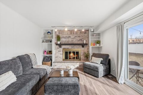 Tiny photo for 805 Sutton Drive, Northbrook, IL 60062 (MLS # 12564105)