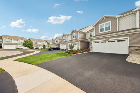 Tiny photo for 2629 Martini Street, Mundelein, IL 60060 (MLS # 12765819)