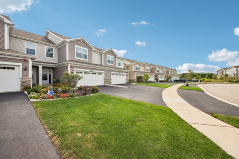Tiny photo for 2629 Martini Street, Mundelein, IL 60060 (MLS # 12765819)