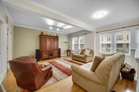 Tiny photo for 4027 N Mozart Street #1, Chicago, IL 60618 (MLS # 12710263)
