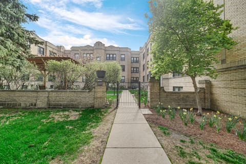 Tiny photo for 4027 N Mozart Street #1, Chicago, IL 60618 (MLS # 12710263)
