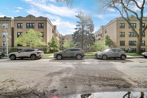 Tiny photo for 4027 N Mozart Street #1, Chicago, IL 60618 (MLS # 12710263)