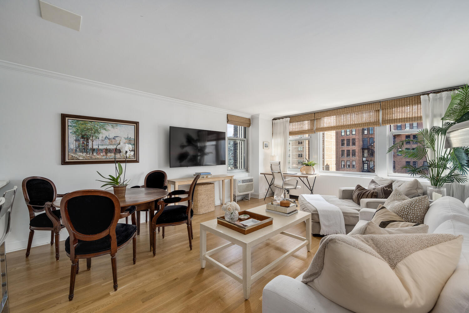 30 E Elm Street 12C