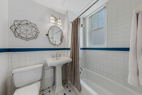 Tiny photo for 220 E Walton Place #8W, Chicago, IL 60611 (MLS # 12497928)