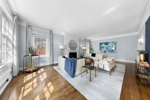 Tiny photo for 220 E Walton Place #8W, Chicago, IL 60611 (MLS # 12497928)