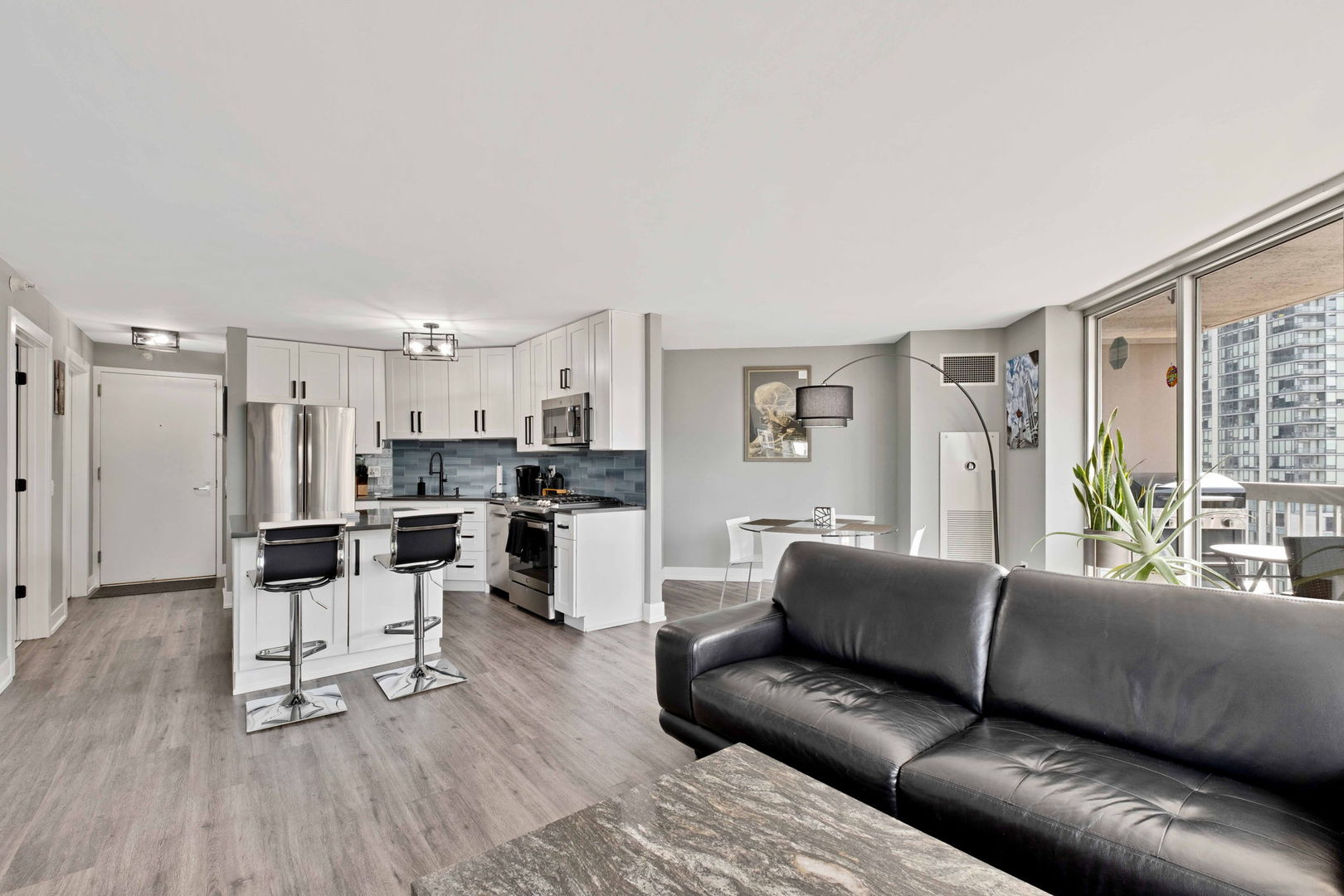 545 N Dearborn Street 2110