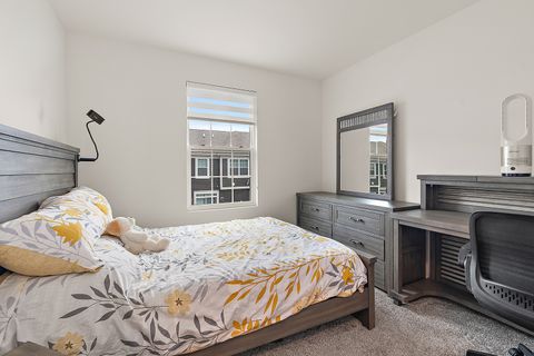 Tiny photo for 12706 W Kenmore Court, Homer Glen, IL 60491 (MLS # 12633888)
