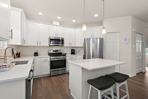 Tiny photo for 12706 W Kenmore Court, Homer Glen, IL 60491 (MLS # 12633888)