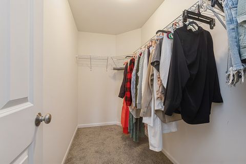 Tiny photo for 12706 W Kenmore Court, Homer Glen, IL 60491 (MLS # 12633888)