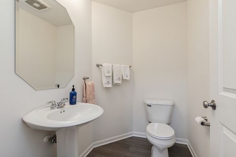 Tiny photo for 12706 W Kenmore Court, Homer Glen, IL 60491 (MLS # 12633888)