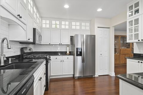 Tiny photo for 584 Edinburgh Lane #A, Prospect Heights, IL 60070 (MLS # 12590501)