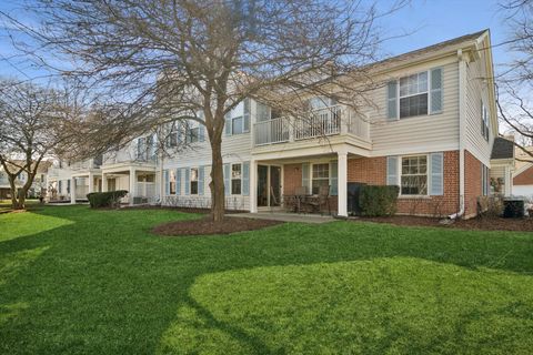 Tiny photo for 584 Edinburgh Lane #A, Prospect Heights, IL 60070 (MLS # 12590501)