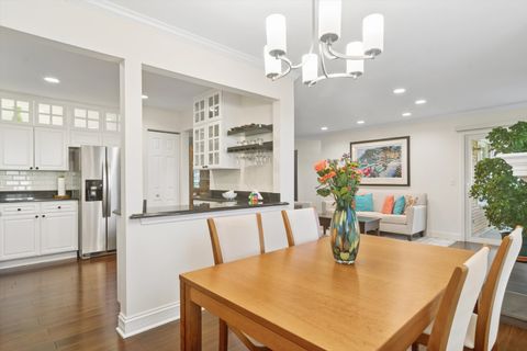 Tiny photo for 584 Edinburgh Lane #A, Prospect Heights, IL 60070 (MLS # 12590501)