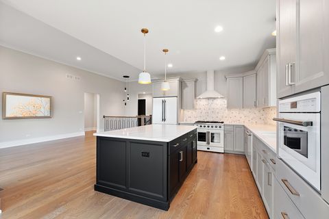 Tiny photo for 11045 Lizmore Lane, Orland Park, IL 60467 (MLS # 12495865)