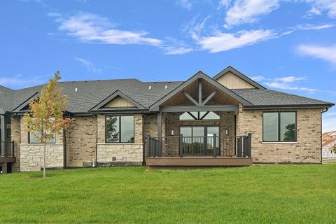 Tiny photo for 11045 Lizmore Lane, Orland Park, IL 60467 (MLS # 12495865)