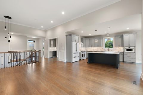 Tiny photo for 11045 Lizmore Lane, Orland Park, IL 60467 (MLS # 12495865)