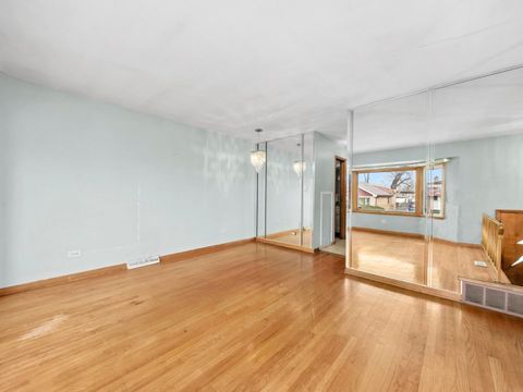 Tiny photo for 241 Zuelke Drive, Bellwood, IL 60104 (MLS # 12544690)