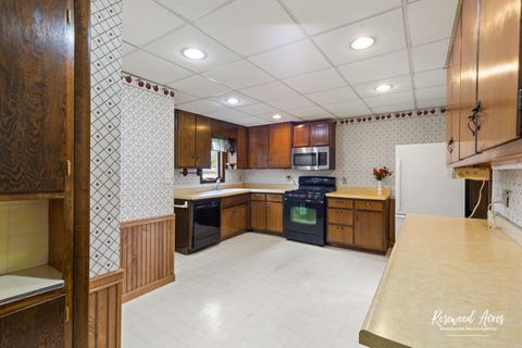 Tiny photo for 7861 E 2250S Road, St. Anne, IL 60964 (MLS # 12457015)