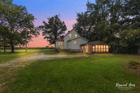 Tiny photo for 7861 E 2250S Road, St. Anne, IL 60964 (MLS # 12457015)