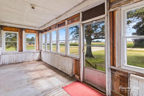 Tiny photo for 7861 E 2250S Road, St. Anne, IL 60964 (MLS # 12457015)