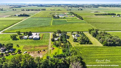 Tiny photo for 7861 E 2250S Road, St. Anne, IL 60964 (MLS # 12457015)