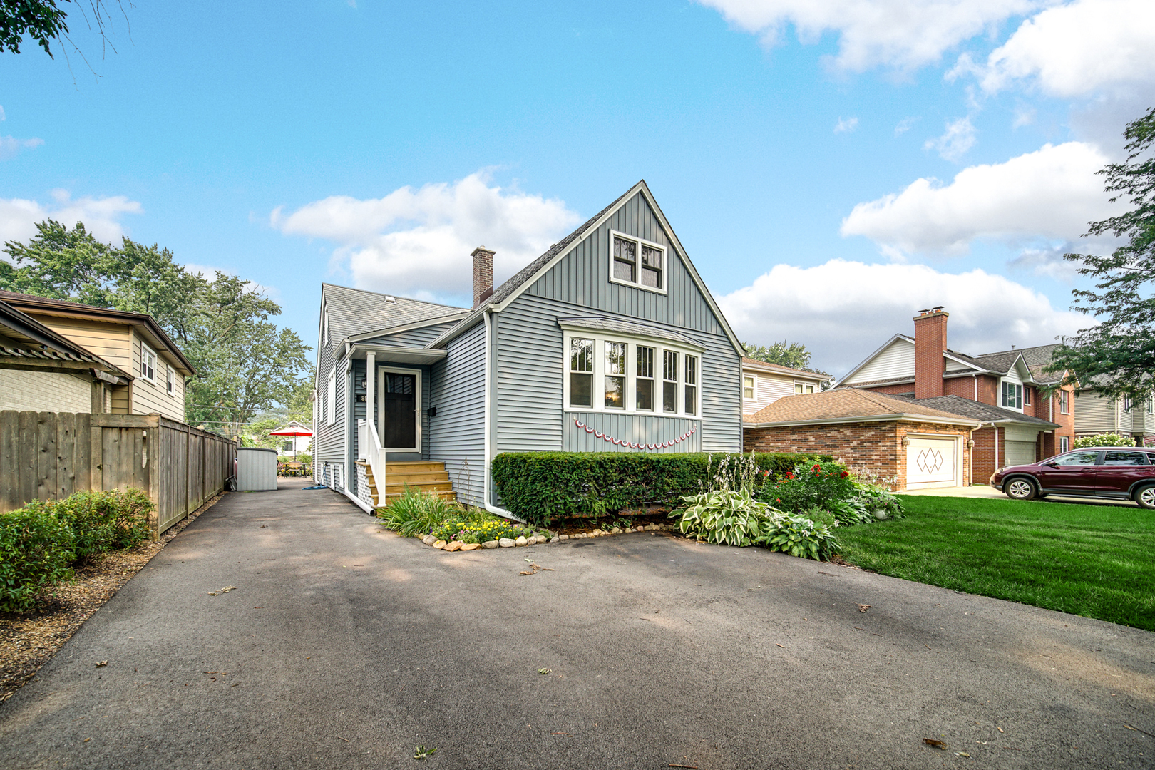 856 Margret Street
