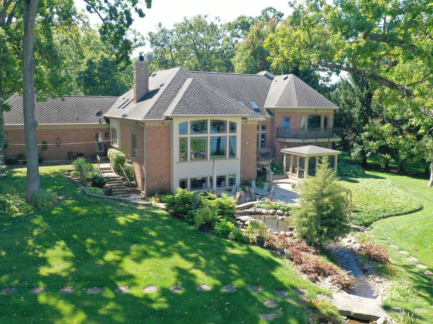 24092 W Old Oak Drive