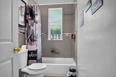 Tiny photo for 7931 S Muskegon Avenue, Chicago, IL 60617 (MLS # 12686980)