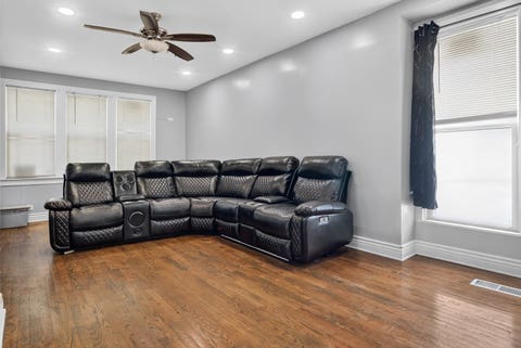 Tiny photo for 7931 S Muskegon Avenue, Chicago, IL 60617 (MLS # 12686980)