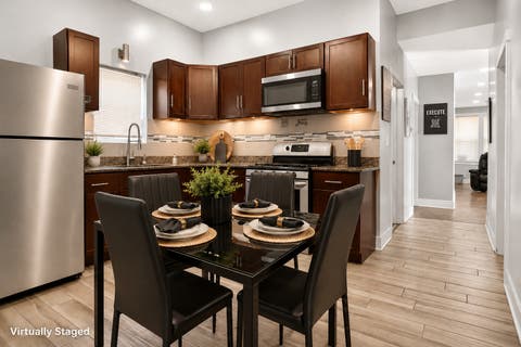 Tiny photo for 7931 S Muskegon Avenue, Chicago, IL 60617 (MLS # 12686980)