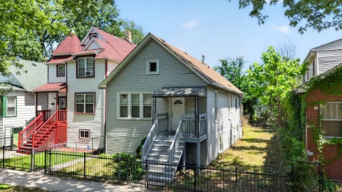 Tiny photo for 7931 S Muskegon Avenue, Chicago, IL 60617 (MLS # 12686980)