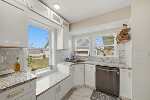 Tiny photo for 710 E 16th Street, Sterling, IL 61081 (MLS # 12545726)