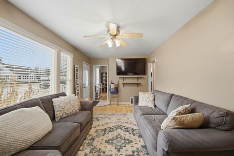 Tiny photo for 710 E 16th Street, Sterling, IL 61081 (MLS # 12545726)