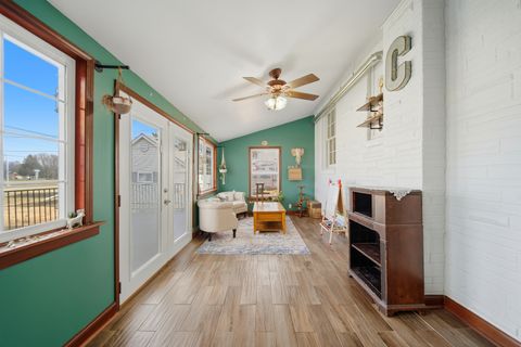 Tiny photo for 710 E 16th Street, Sterling, IL 61081 (MLS # 12545726)