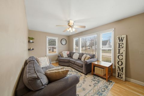 Tiny photo for 710 E 16th Street, Sterling, IL 61081 (MLS # 12545726)