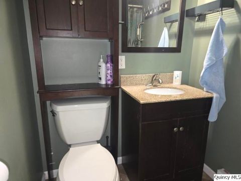 Tiny photo for 705 S Washington, Carthage, IL 62321 (MLS # 12445209)