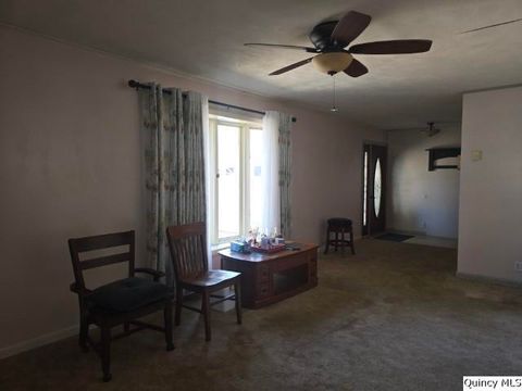 Tiny photo for 705 S Washington, Carthage, IL 62321 (MLS # 12445209)