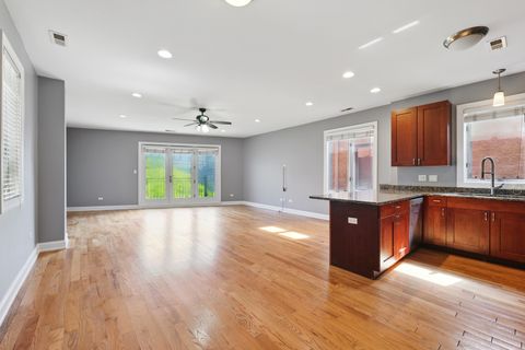 Tiny photo for 27 E 26th Street #5, Chicago, IL 60616 (MLS # 12375642)