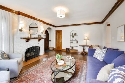 Tiny photo for 277 E Oneida Avenue, Elmhurst, IL 60126 (MLS # 12586202)