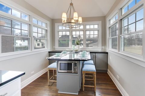 Tiny photo for 277 E Oneida Avenue, Elmhurst, IL 60126 (MLS # 12586202)