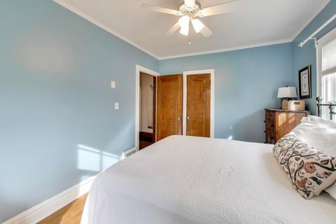 Tiny photo for 277 E Oneida Avenue, Elmhurst, IL 60126 (MLS # 12586202)