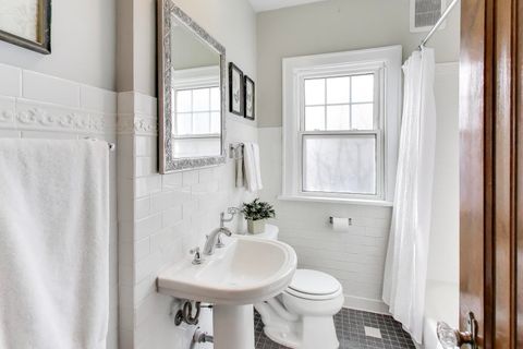 Tiny photo for 277 E Oneida Avenue, Elmhurst, IL 60126 (MLS # 12586202)