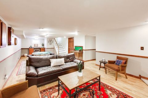 Tiny photo for 277 E Oneida Avenue, Elmhurst, IL 60126 (MLS # 12586202)