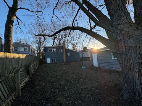 A home in Glen Ellyn