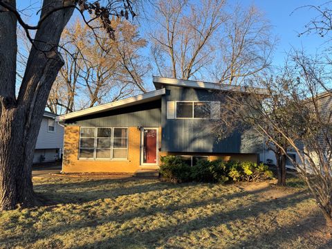 A home in Glen Ellyn