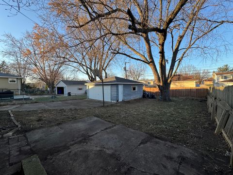 A home in Glen Ellyn