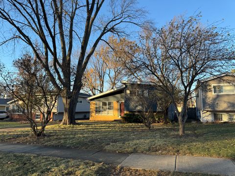 A home in Glen Ellyn