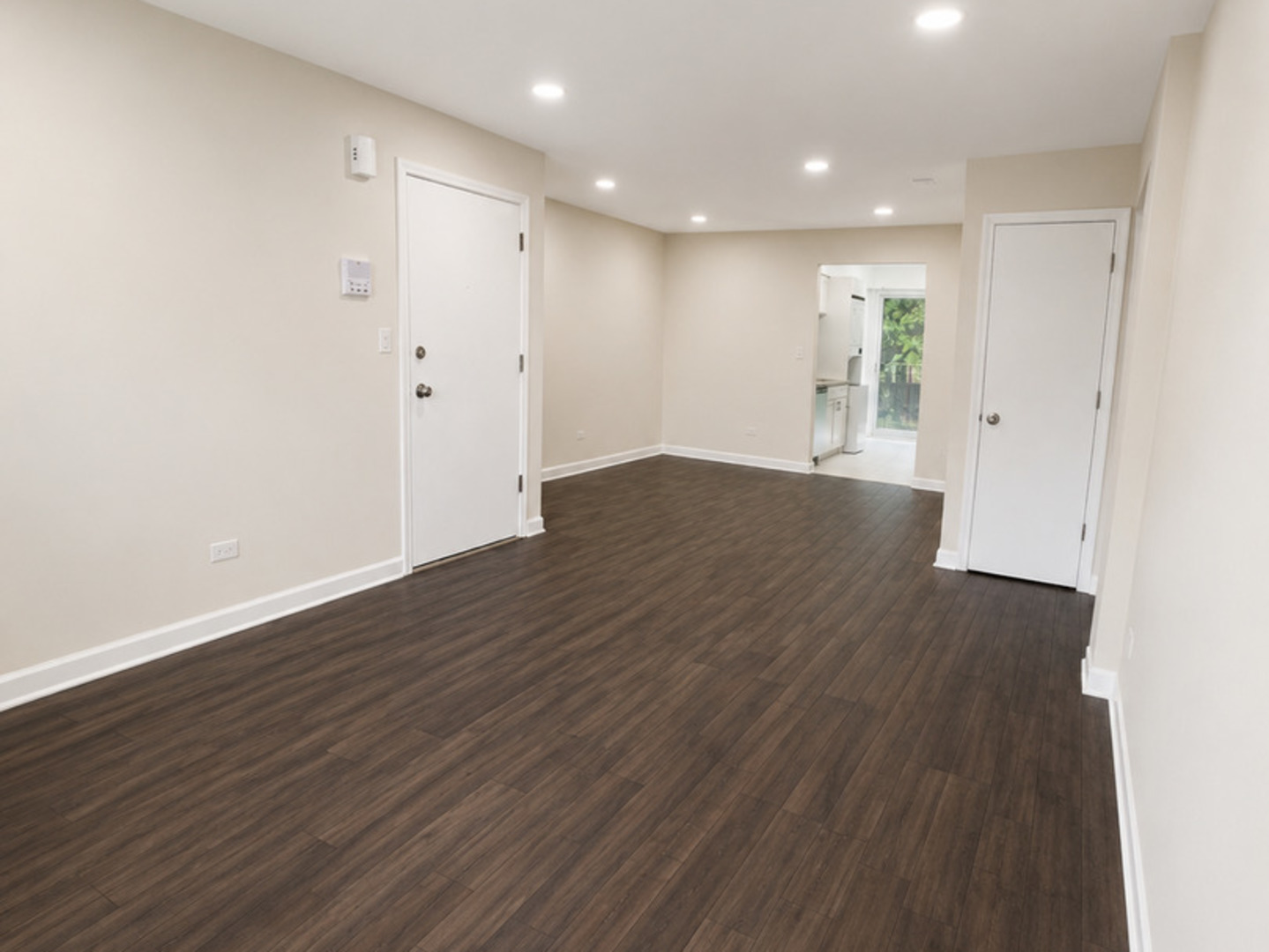 228 E Rimini Court 2B