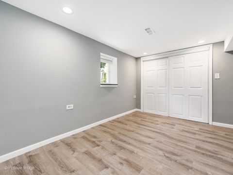 Tiny photo for 827 Thomas Avenue, Forest Park, IL 60130 (MLS # 12493702)