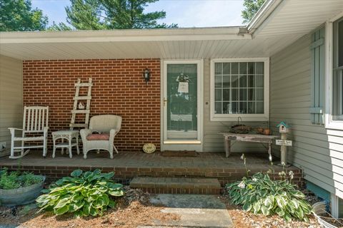 Tiny photo for 609 S Park Street, Paxton, IL 60957 (MLS # 12401199)